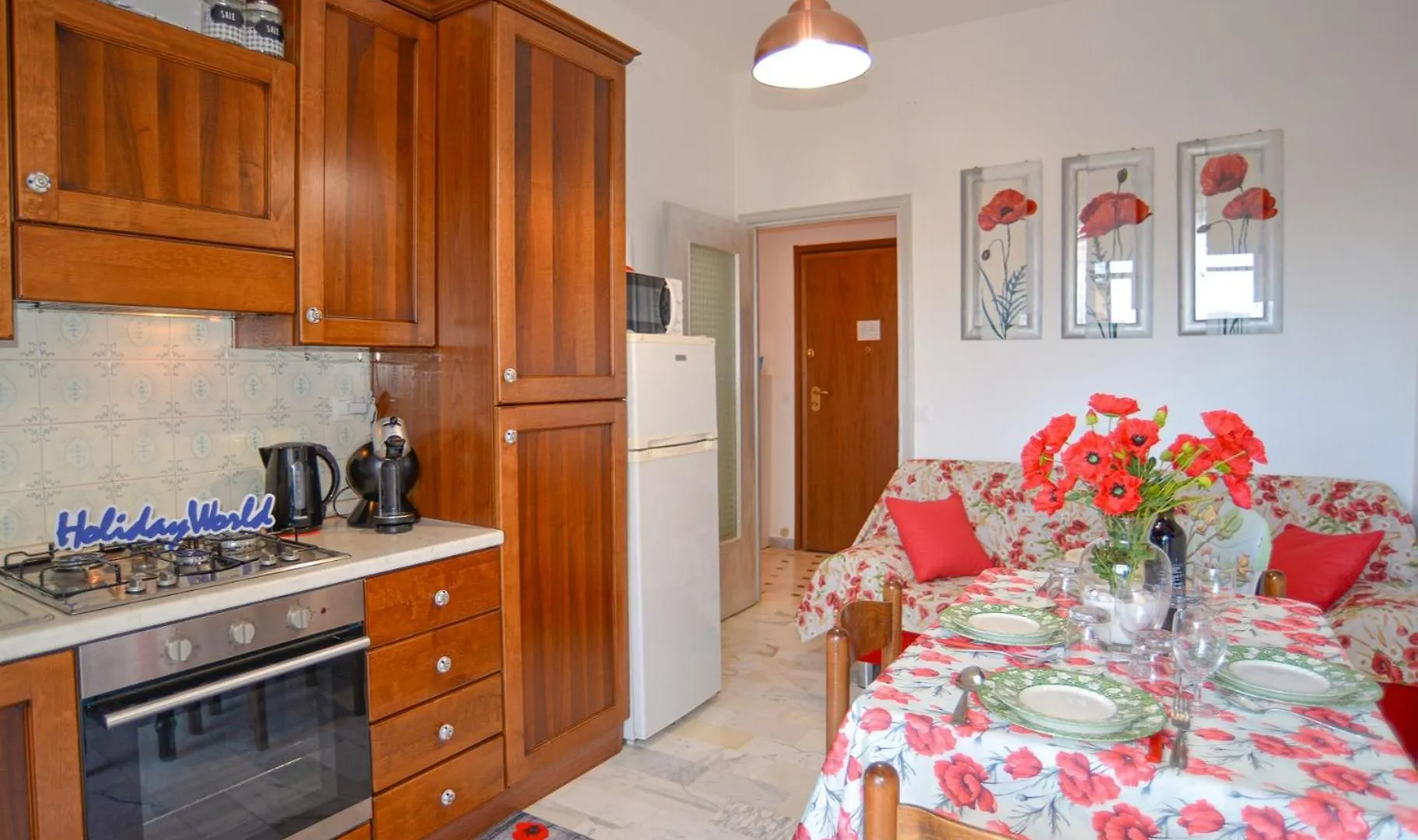 Papaveri Sul Mare By Holiday World Borghetto Santo Spirito