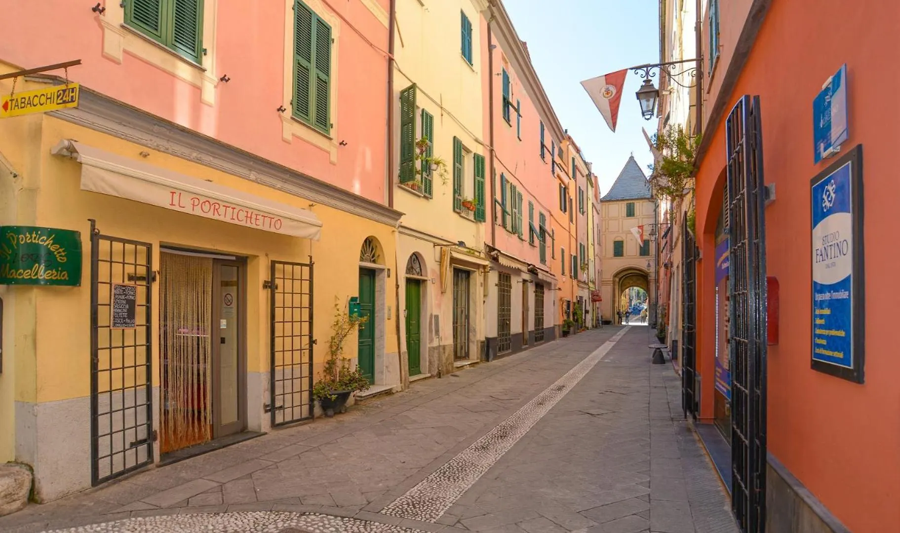 Apartment Papaveri Sul Mare By Holiday World Borghetto Santo Spirito