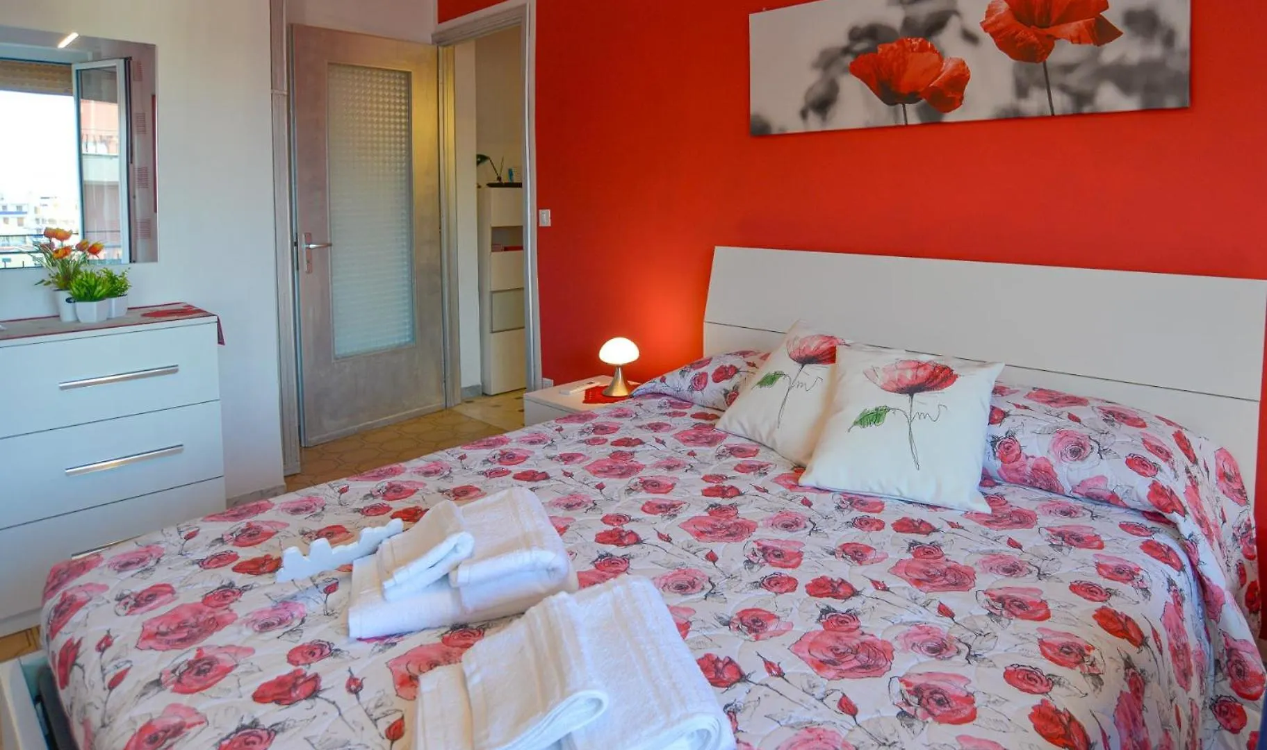Papaveri Sul Mare By Holiday World Borghetto Santo Spirito Italy