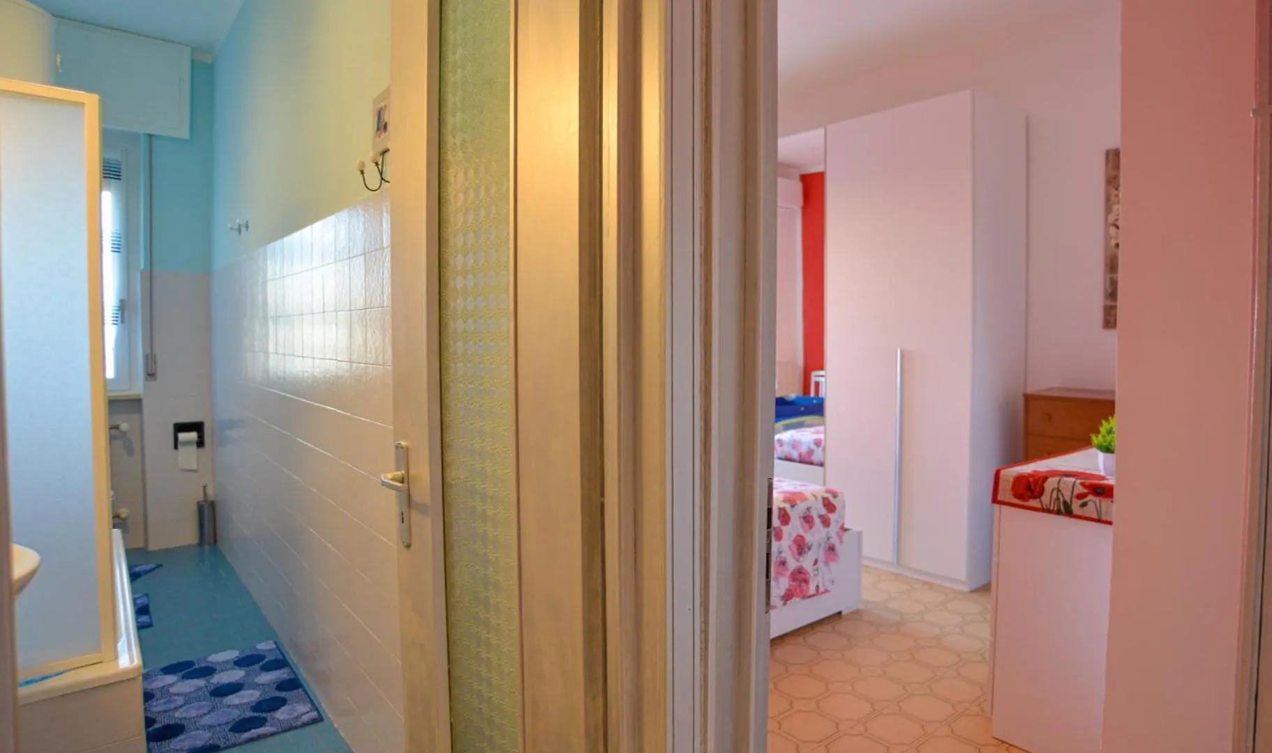 Apartment Papaveri Sul Mare By Holiday World Borghetto Santo Spirito